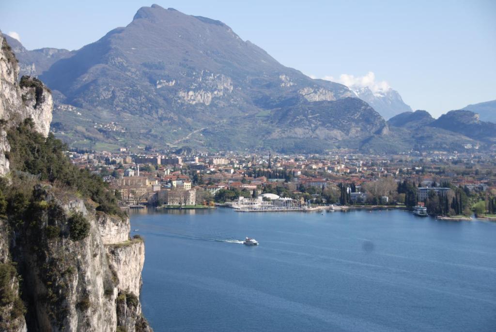 Spiaggia Residence Riva del Garda Dış mekan fotoğraf